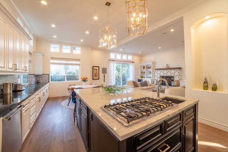 Manhattan Beach Tree Section Luxury - Manhattan Beach, California