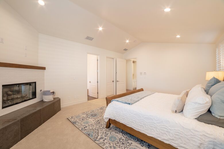 Manhattan Beach Tree Section Luxury - Manhattan Beach, California