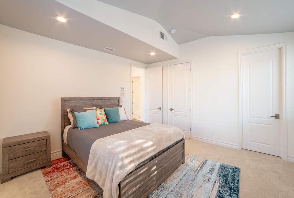 Manhattan Beach Tree Section Luxury - Manhattan Beach, California