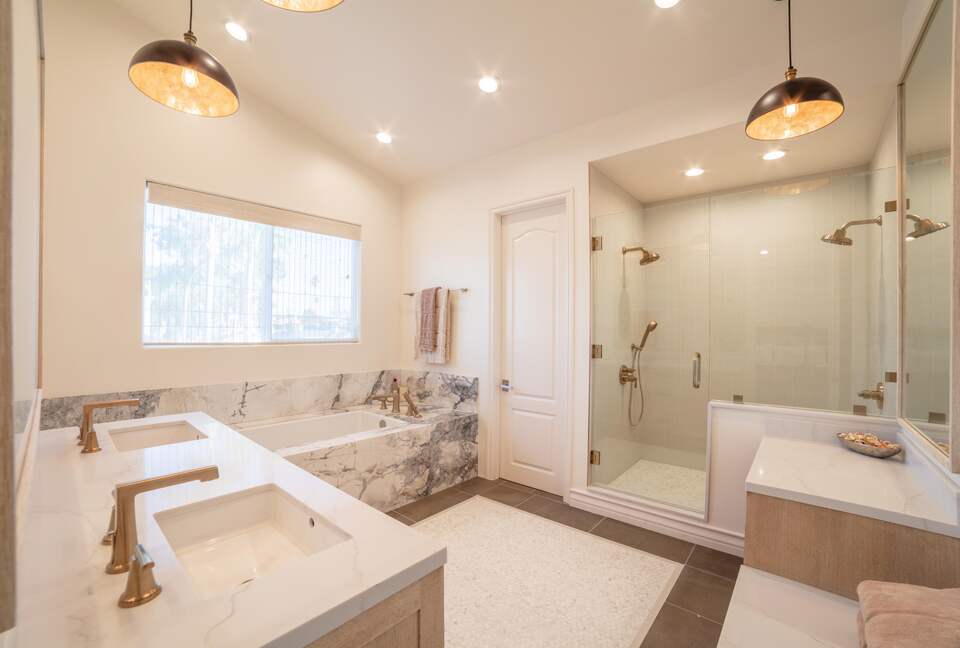 Manhattan Beach Tree Section Luxury - Manhattan Beach, California