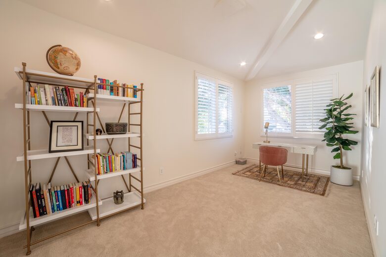 Manhattan Beach Tree Section Luxury - Manhattan Beach, California