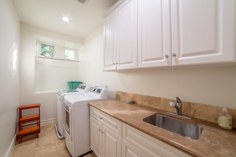 Manhattan Beach Tree Section Luxury - Manhattan Beach, California