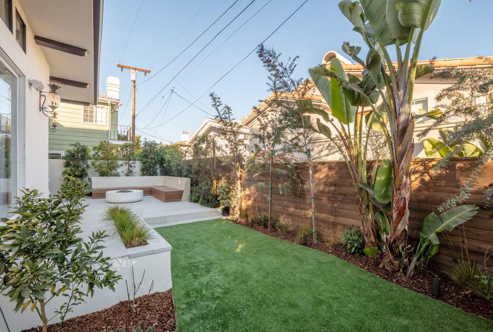 Manhattan Beach Tree Section Luxury - Manhattan Beach, California