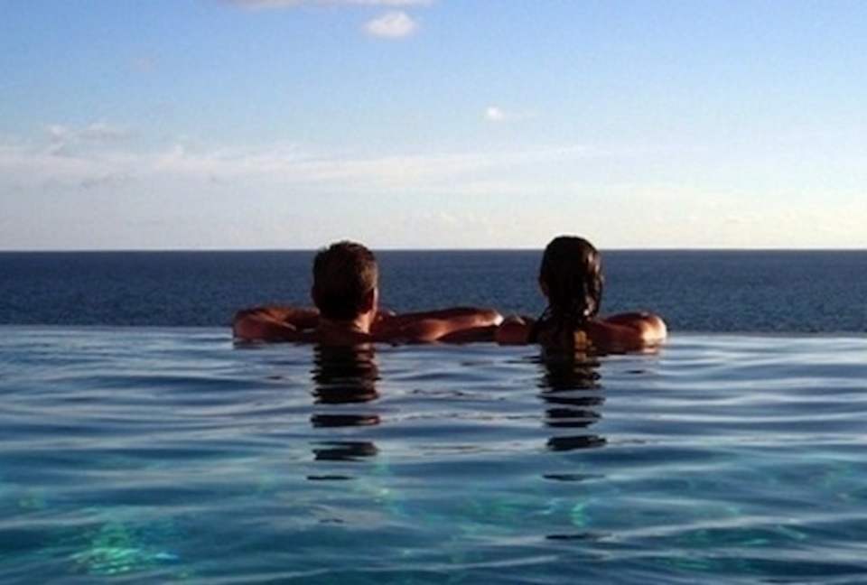 Southampton, Bermuda - The Reefs Club - 2 Bedroom Residence - Southampton, Bermuda