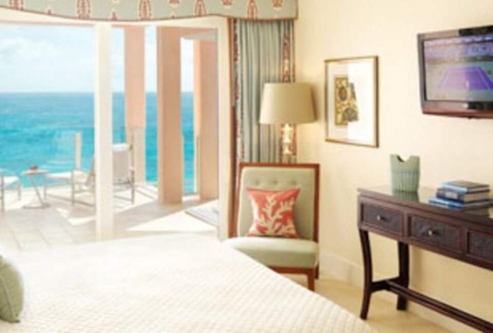 Southampton, Bermuda - The Reefs Club - 2 Bedroom Residence - Southampton, Bermuda