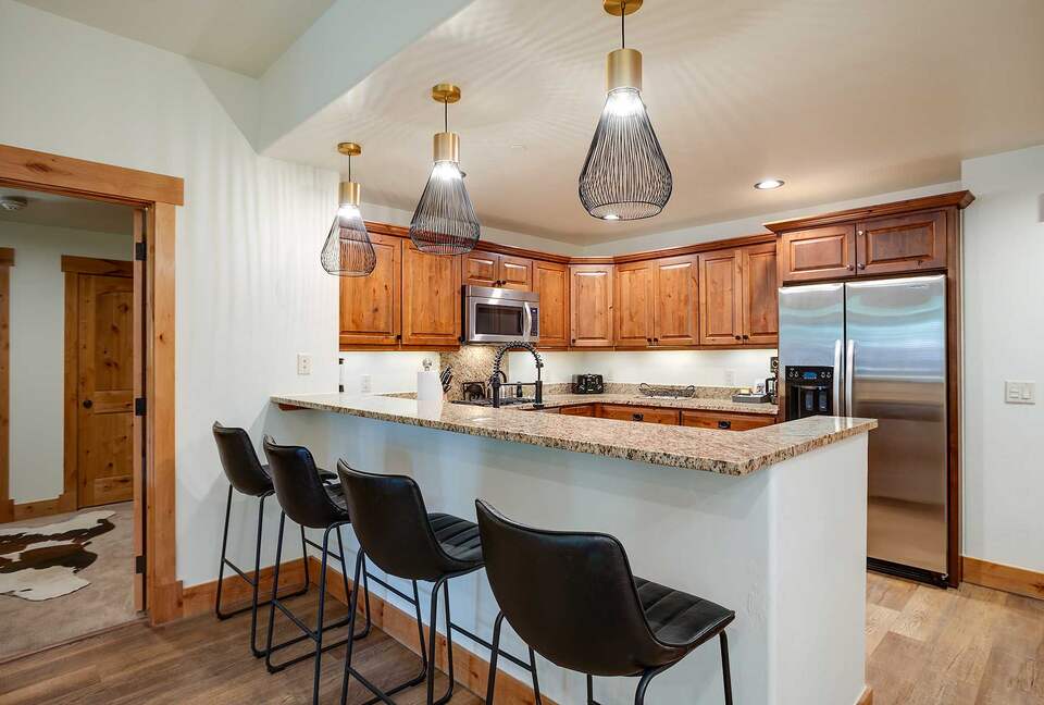 Bear Lodge Cozy Condo with a Hot Tub - Steamboat Springs, Colorado