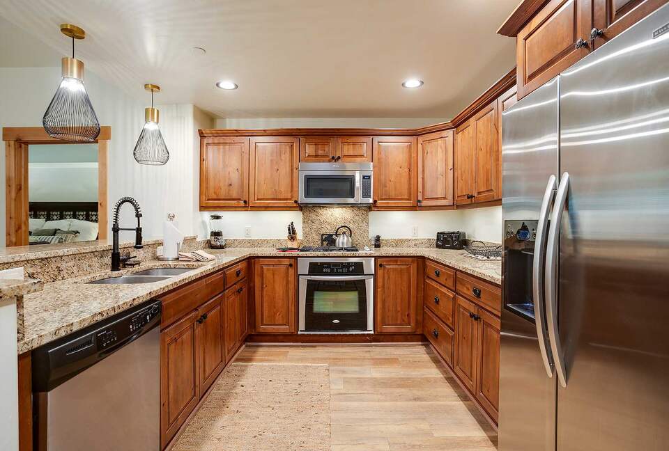 Bear Lodge Cozy Condo with a Hot Tub - Steamboat Springs, Colorado