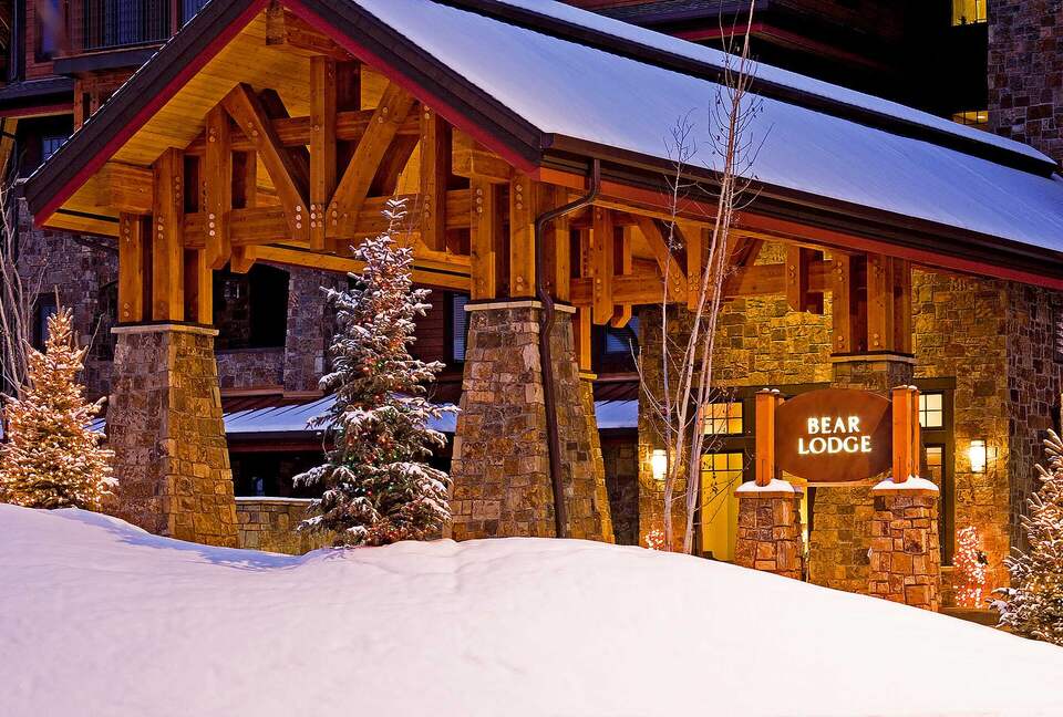 Bear Lodge Cozy Condo with a Hot Tub - Steamboat Springs, Colorado