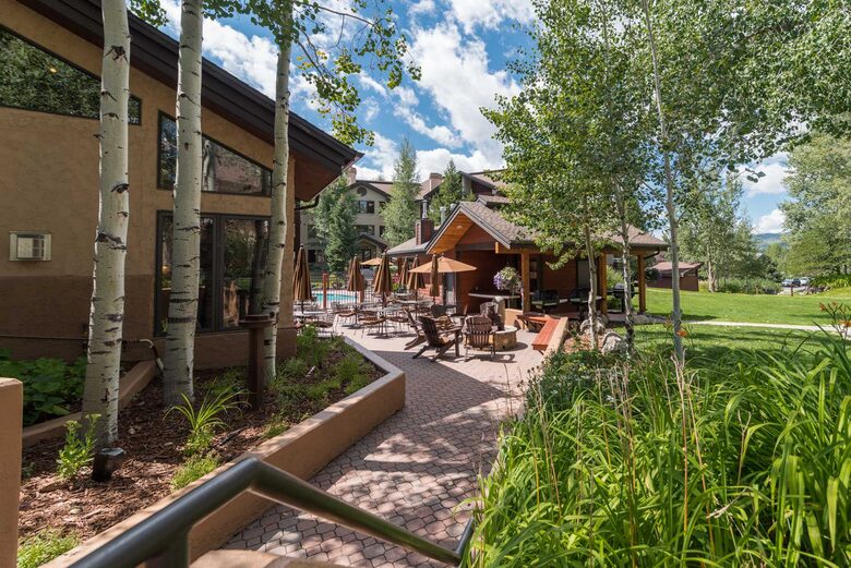 Bear Lodge Cozy Condo with a Hot Tub - Steamboat Springs, Colorado