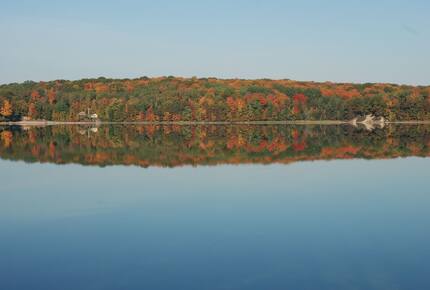 Luxury Lakefront Cottage | With Sandy Beach, Hot Tub, SUP, & Dock - Traverse City, Michigan