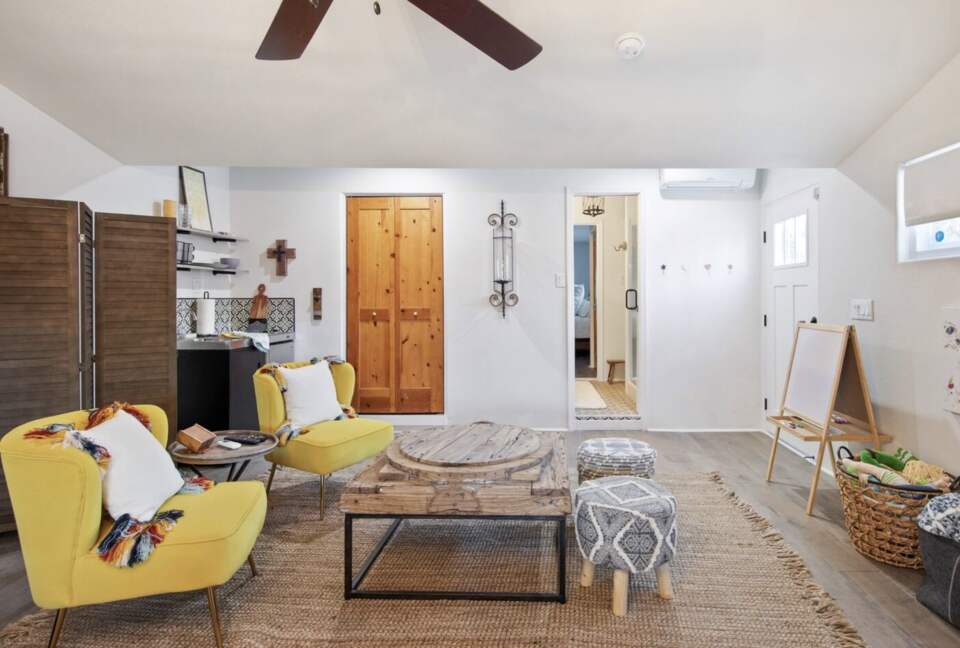 Casa Amarillo - Palm Springs, California