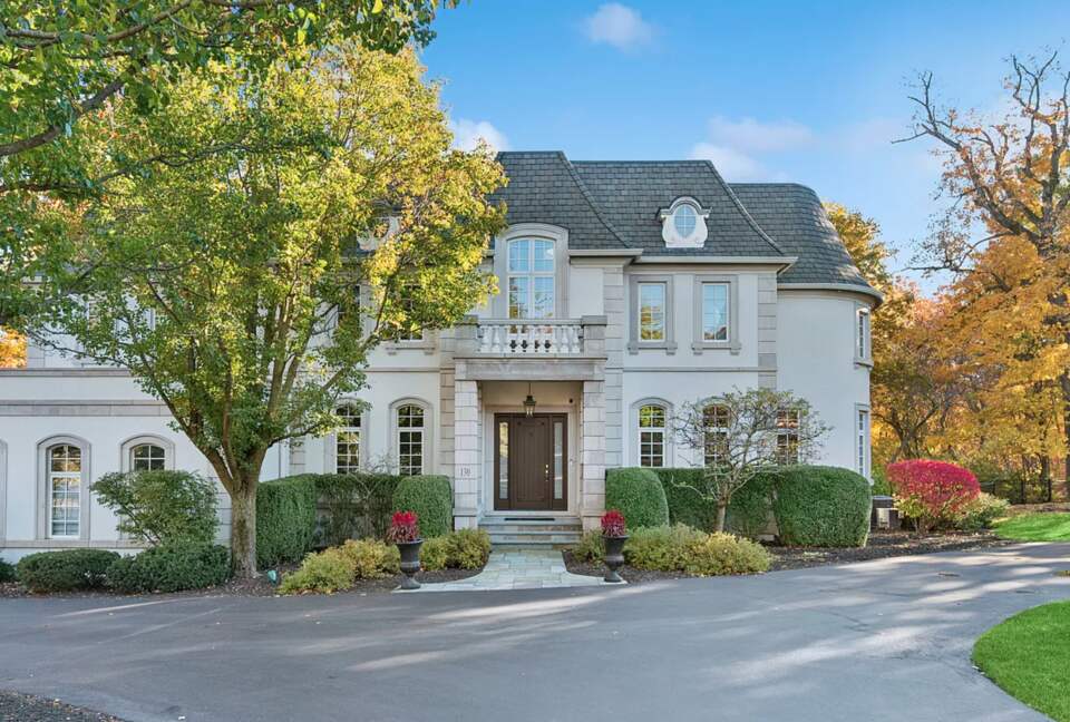 Chicago Escape - Glencoe, Illinois