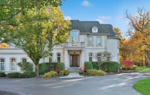 Chicago Escape - Glencoe, Illinois