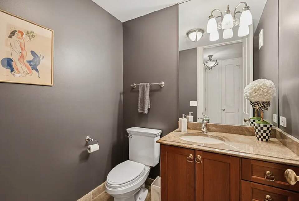 Chicago Escape - Glencoe, Illinois