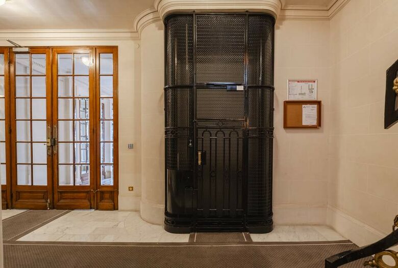 The Matt Martins' House - Paris, France