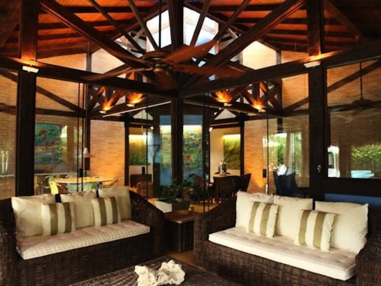Beach House in Praia de Pernambuco - Guaruja, Brazil