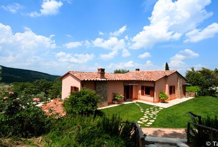 Brunello Villa - Paciano, Italy
