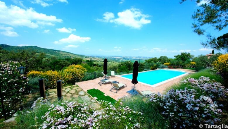 Brunello Villa - Paciano, Italy