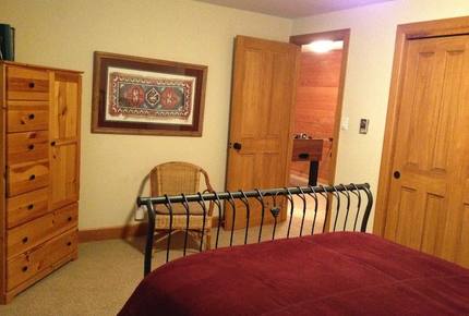 Cozy Home Nestled between Vail & Beaver Creek - Avon, Colorado