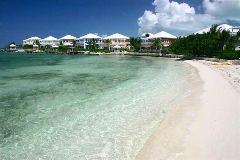 Bahamas Villa - George Town, Bahamas