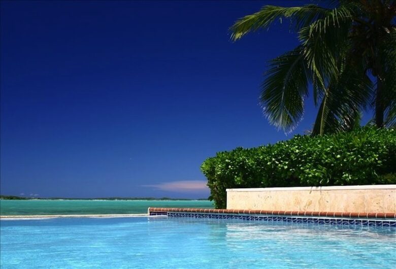 Bahamas Villa - George Town, Bahamas