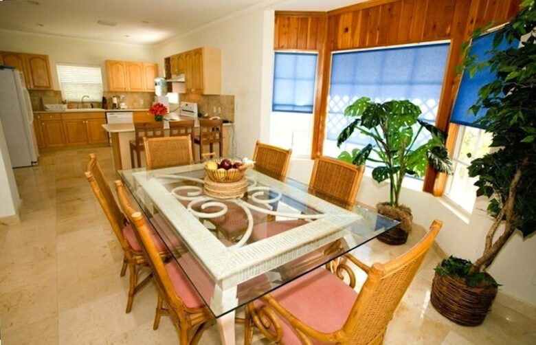 Bahamas Villa - George Town, Bahamas