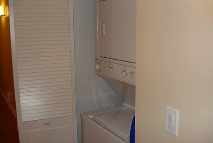 FINANCIAL DISTRICT CONDO - New York City, New York