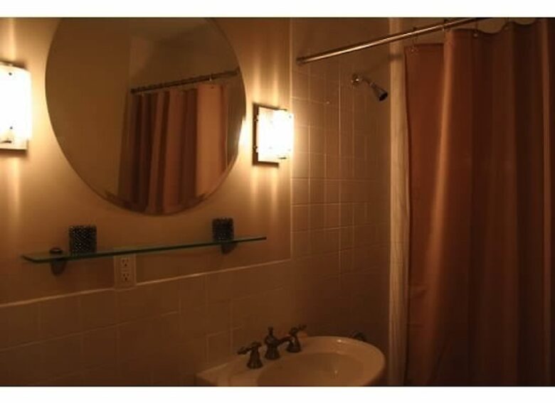 FINANCIAL DISTRICT CONDO - New York City, New York