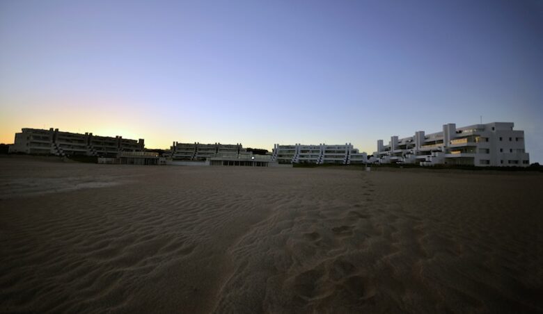 Villa de Mar - Pinamar, Argentina