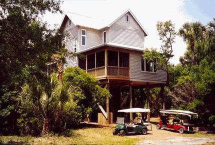 Tree House on Dewees Island - Dewees Island, South Carolina