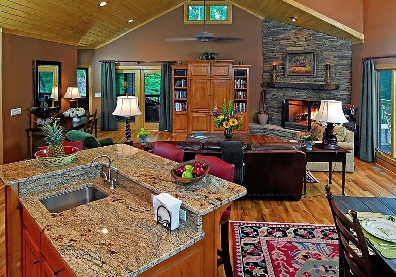 Luxury Lodge at the Mountain Club at Cashiers - Sapphire, North Carolina