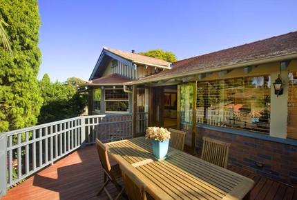 The Cobbles an historic heritage-listed property - Kurraba Pt, Australia