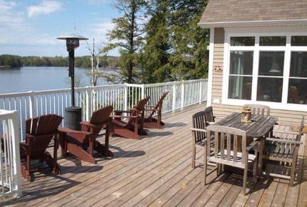 Lake Muskoka - Lake Muskoka, Bracebridge, Canada