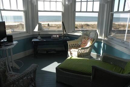 Oceanfront Home on Best Block in Cape May - Cape May, New Jersey