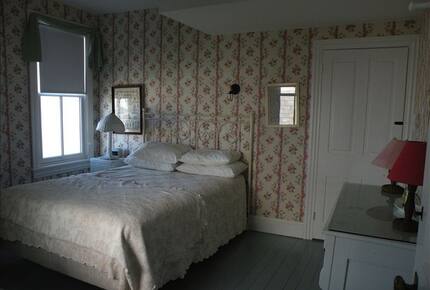 Oceanfront Home on Best Block in Cape May - Cape May, New Jersey