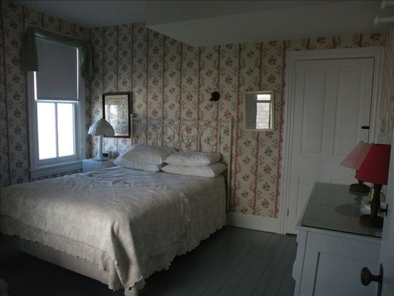 Oceanfront Home on Best Block in Cape May - Cape May, New Jersey