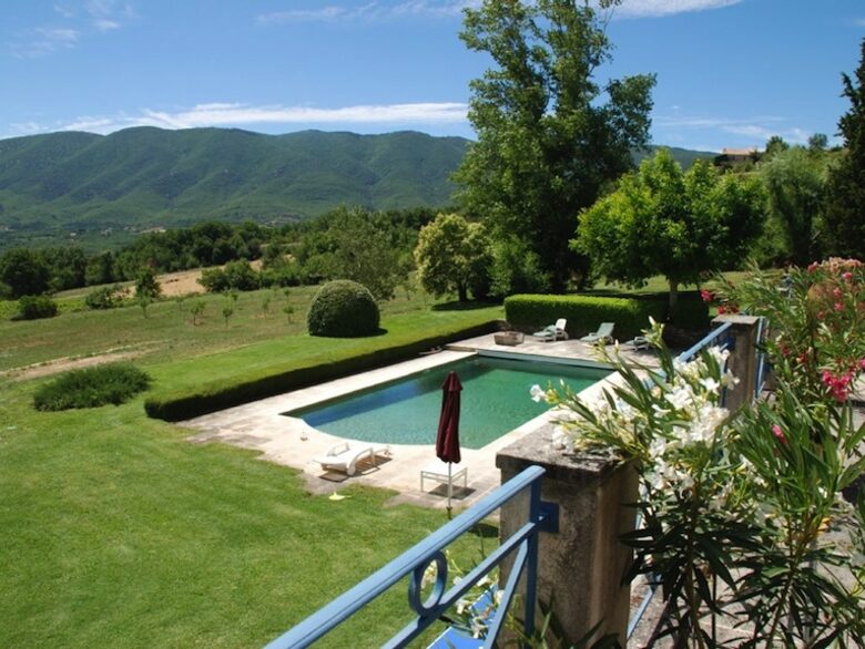 La Source - St Martin de Castillon, France