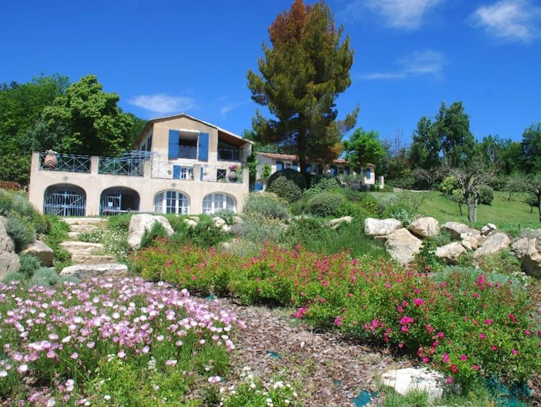 La Source - St Martin de Castillon, France