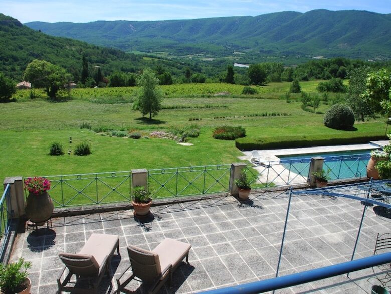 La Source - St Martin de Castillon, France