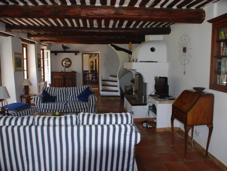 La Source - St Martin de Castillon, France