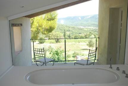 La Source - St Martin de Castillon, France