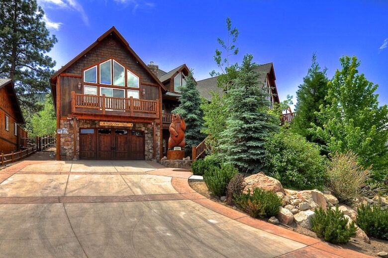 Mighty Bear Manor - Big Bear Lake, California