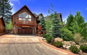 Mighty Bear Manor - Big Bear Lake, California