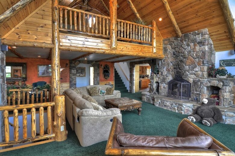 Mighty Bear Manor - Big Bear Lake, California