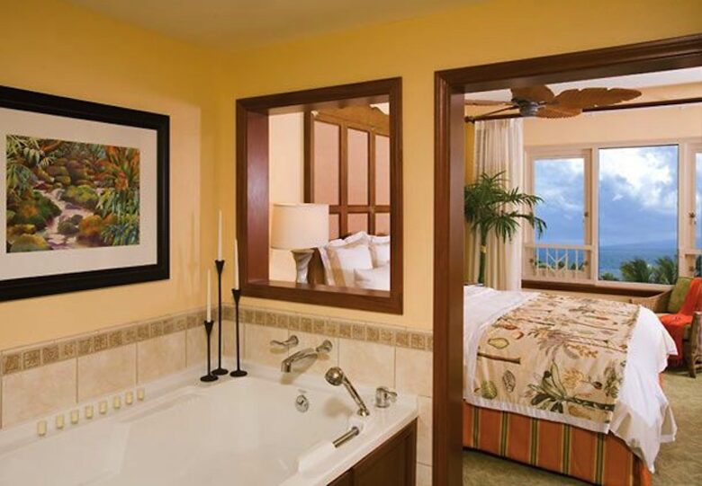 Oceanfront Napili Tower Maui Kaanapali Beach Villa - Lahaina - Maui, Hawaii