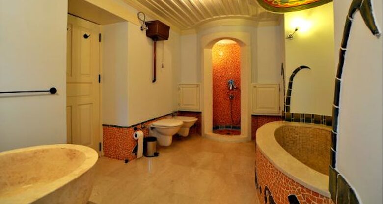 Yarbasan Evleri Tunneli - Ortakent Yahsi, Türkiye