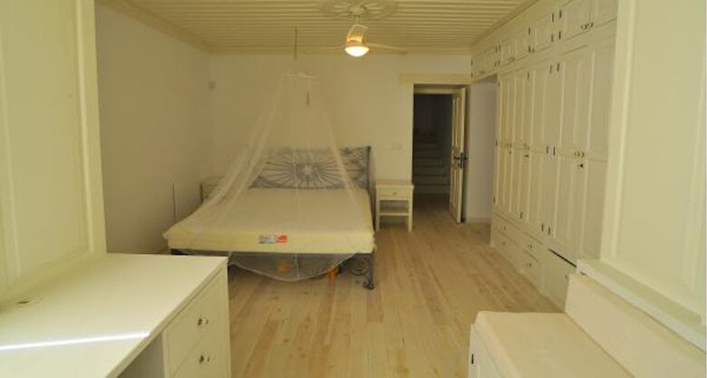 Yarbasan Evleri Tunneli - Ortakent Yahsi, Türkiye