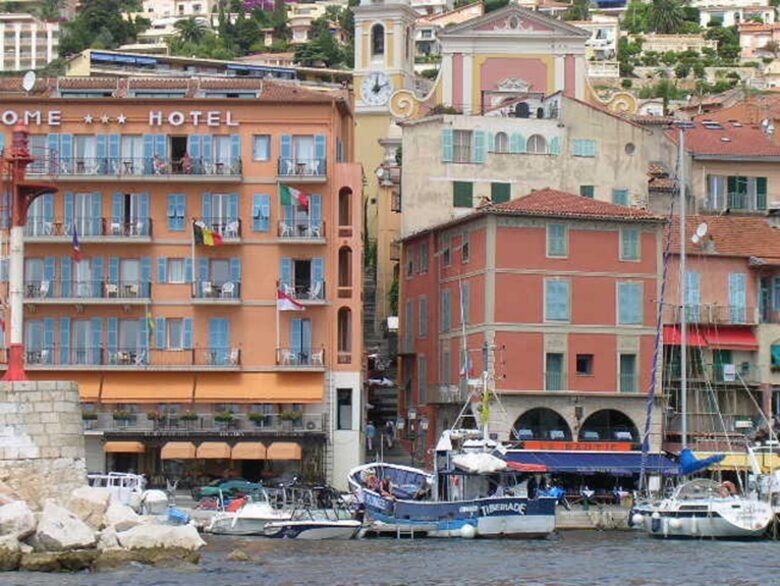 Detached Villa in Cote d'Azur with Panoramic Sea Views - Villefranche-sur-Mer, France