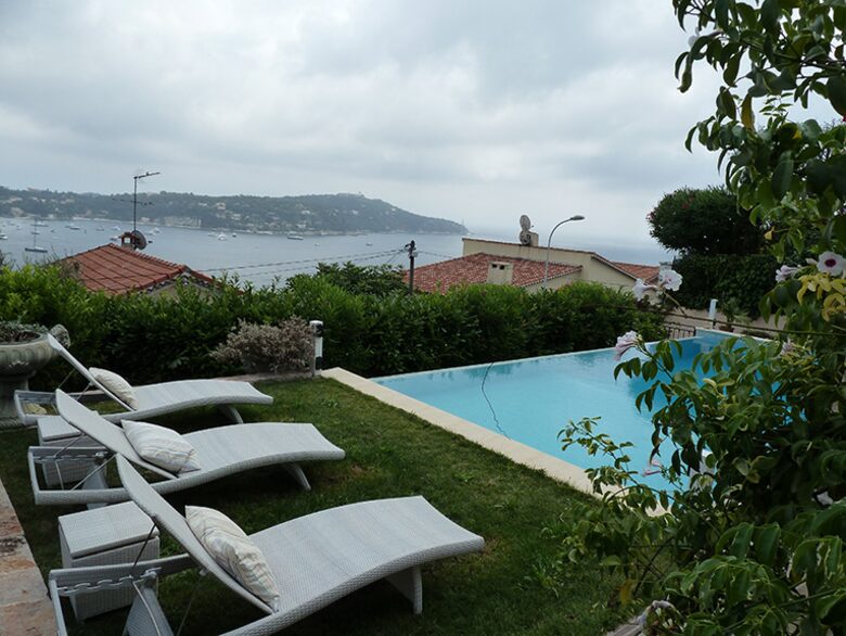 Detached Villa in Cote d'Azur with Panoramic Sea Views - Villefranche-sur-Mer, France