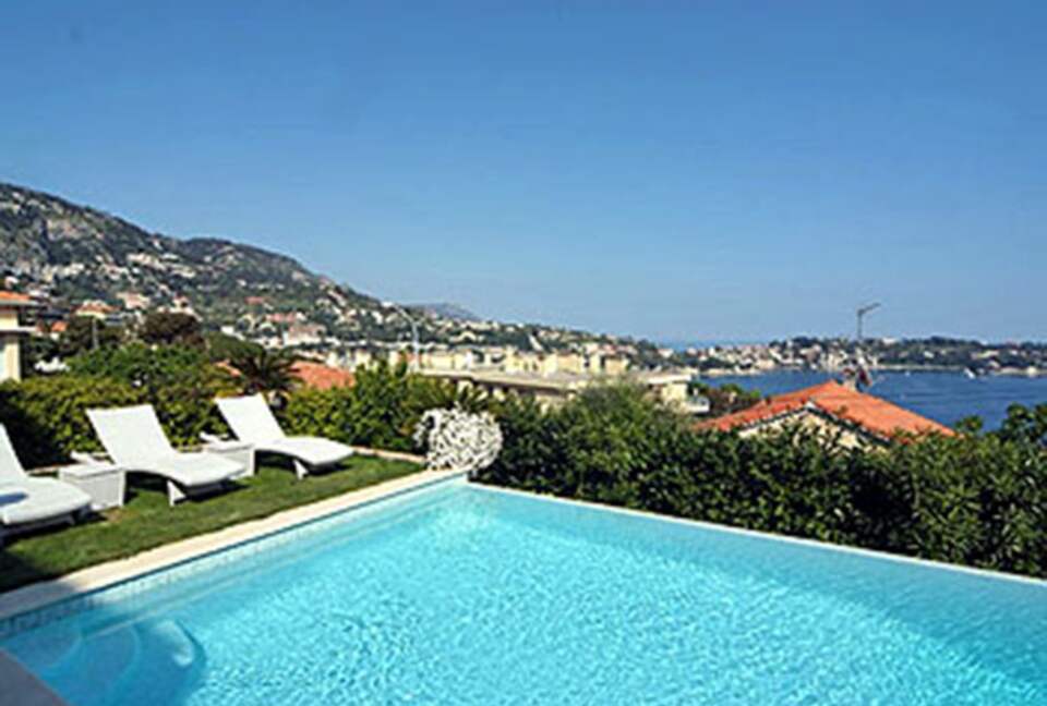 Detached Villa in Cote d'Azur with Panoramic Sea Views - Villefranche-sur-Mer, France
